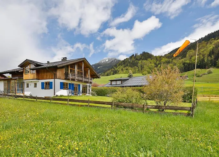 Haus Bellevue - Annehmlichkeiten von 4-Sterne Familien-und Wellnesshotel Viktoria nebenan können mitgenutzt werden Oberstdorf